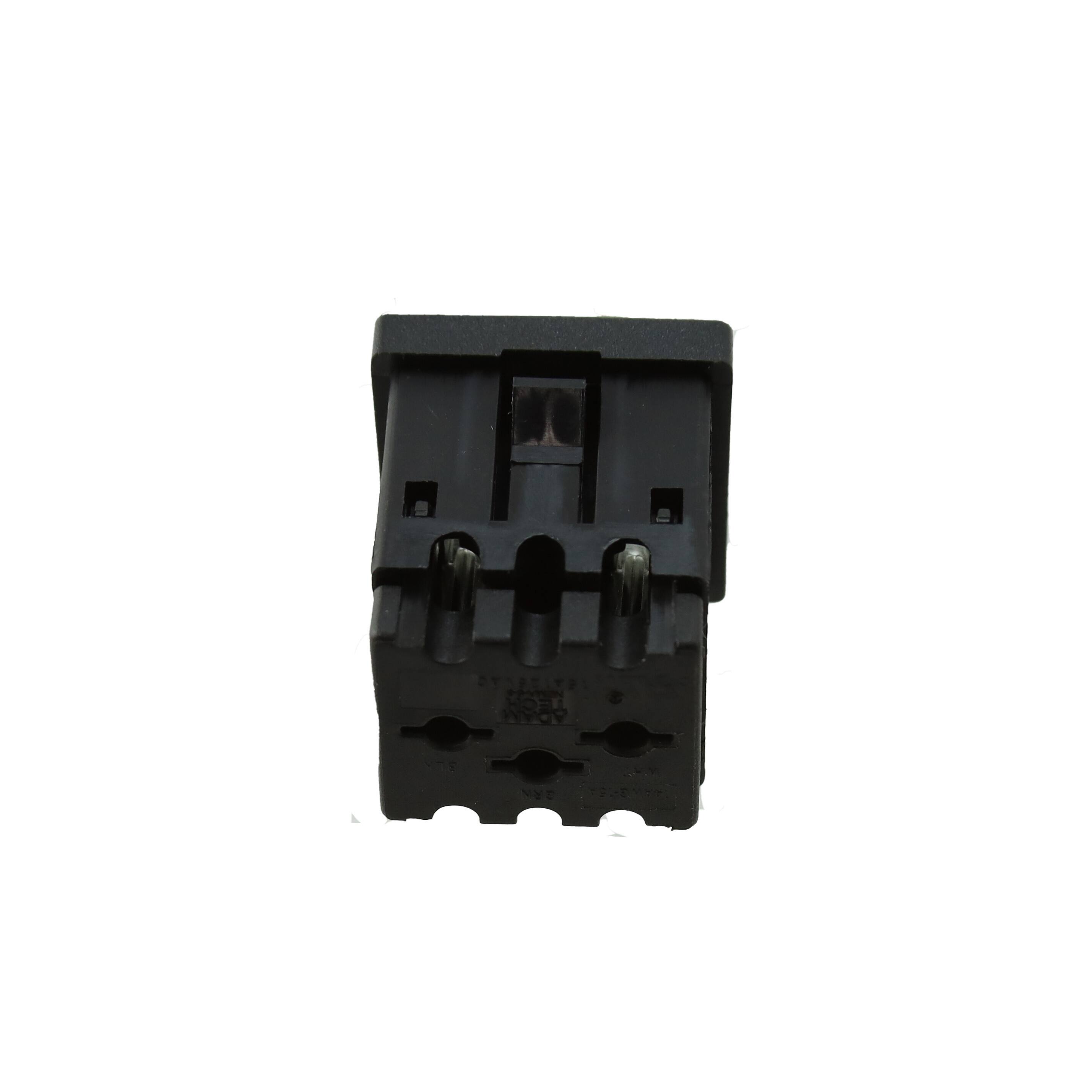 NEMA-5-3 Adam Tech  Spine e prese